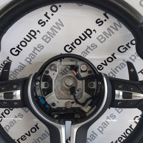 BMW M5 F10 M sport Volant 